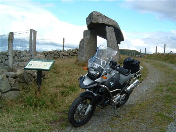 04 Leganny dolmen